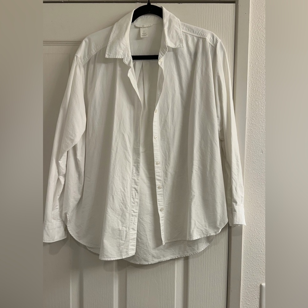 H&M White Casual Button Down Shirt